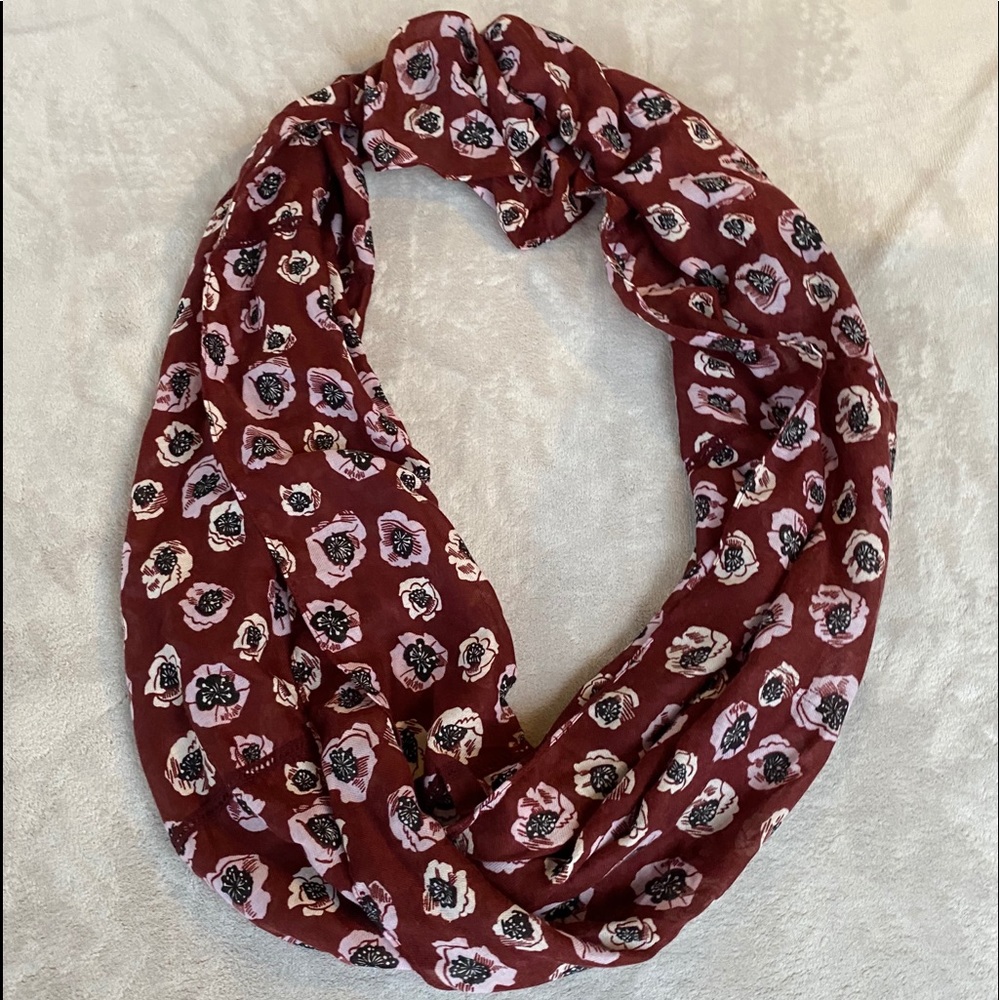 Super Cute Maroon & Black Scarf